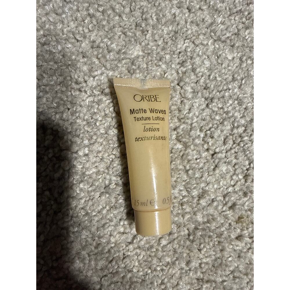 Oribe matte waves texture lotion